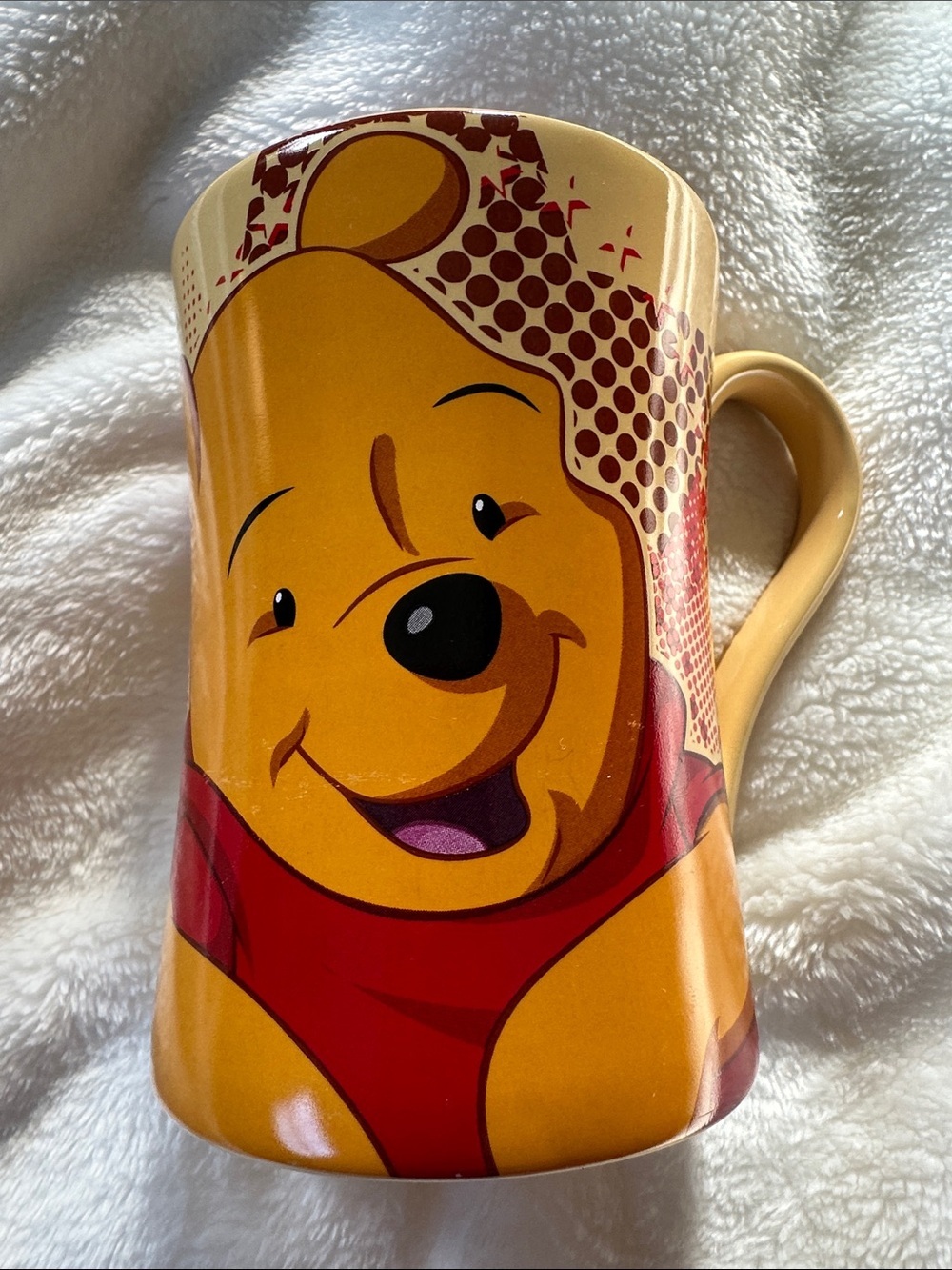 DISNEY Yellow Winnie the Pooh Collectable Ceramic Mug with Red Accents 14oz Fun